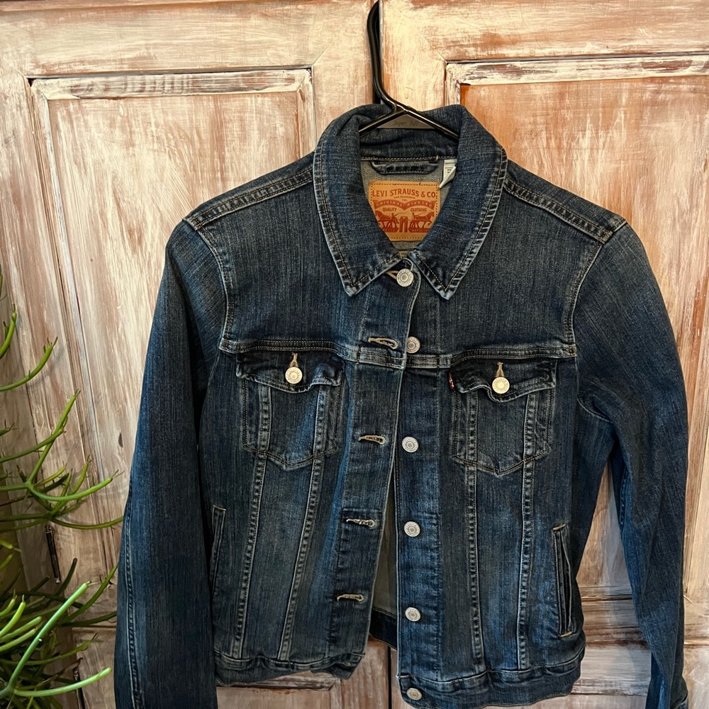 Levi's denim trucker's jacket Large L
